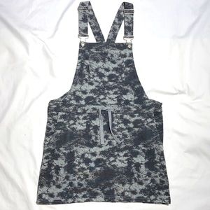 Full Circle Overall Mini Skirt. Tie Dye Gray and Black. Size Medium.